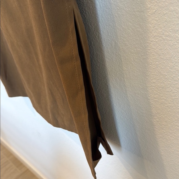 Elegant Tan Pleated Midi Pencil Skirt - Picture 6 of 12